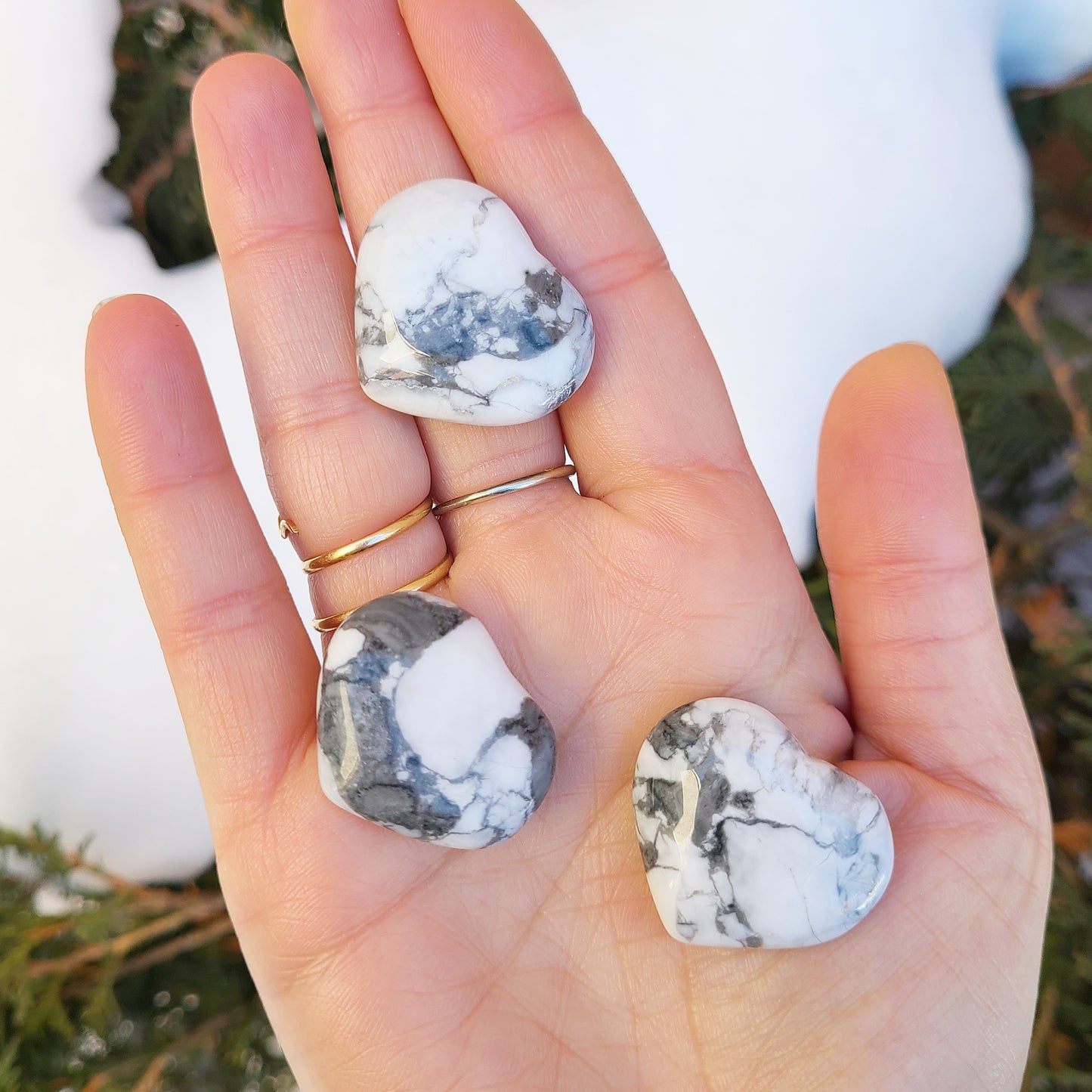 HOWLITE